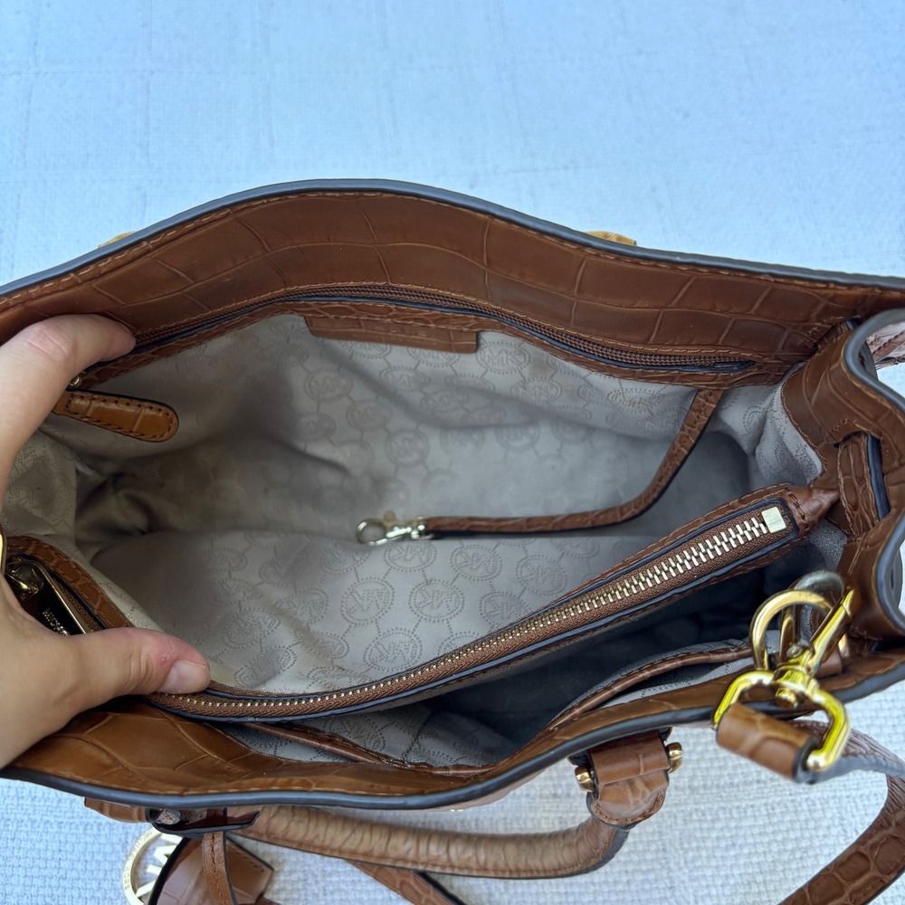 Michael Kors Dillon Tan Brown Crocodile Embossed Crossbody Satchel Tote Bag - Picture 6 of 8